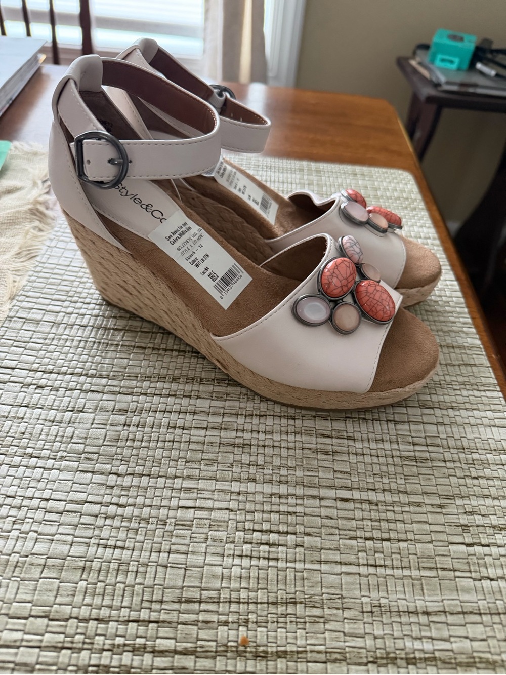 Women's White and Pink Jewel Embellished Ankle-Strap Wedge Sandals size 6 - Picture 2 of 3